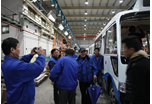 Sunwin Leaders Made New Year Visiting to Employees 