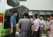 南京公交领导到申沃验车